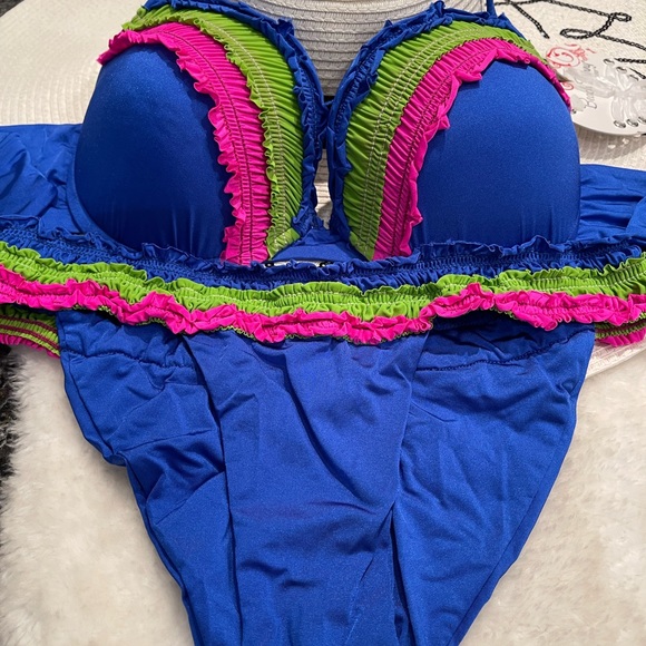 NWT  Beach bunny bikini push up XL/L set - Picture 14 of 16